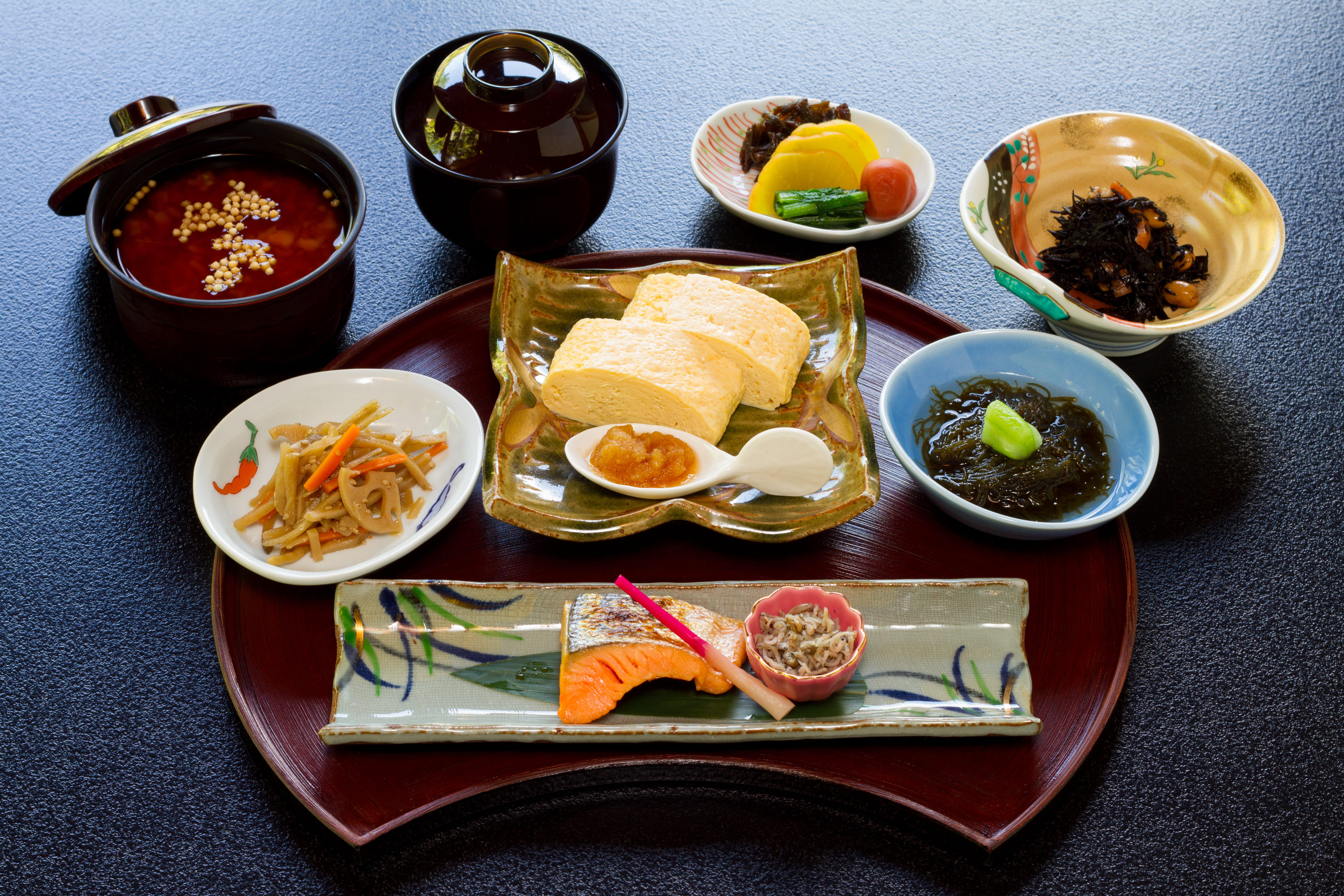 奈良の朝を味わう和朝食付プラン